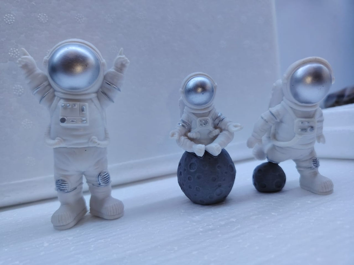 سيت ثلاثي فضائيين لاحواض اسماك الزينة داخل الماء