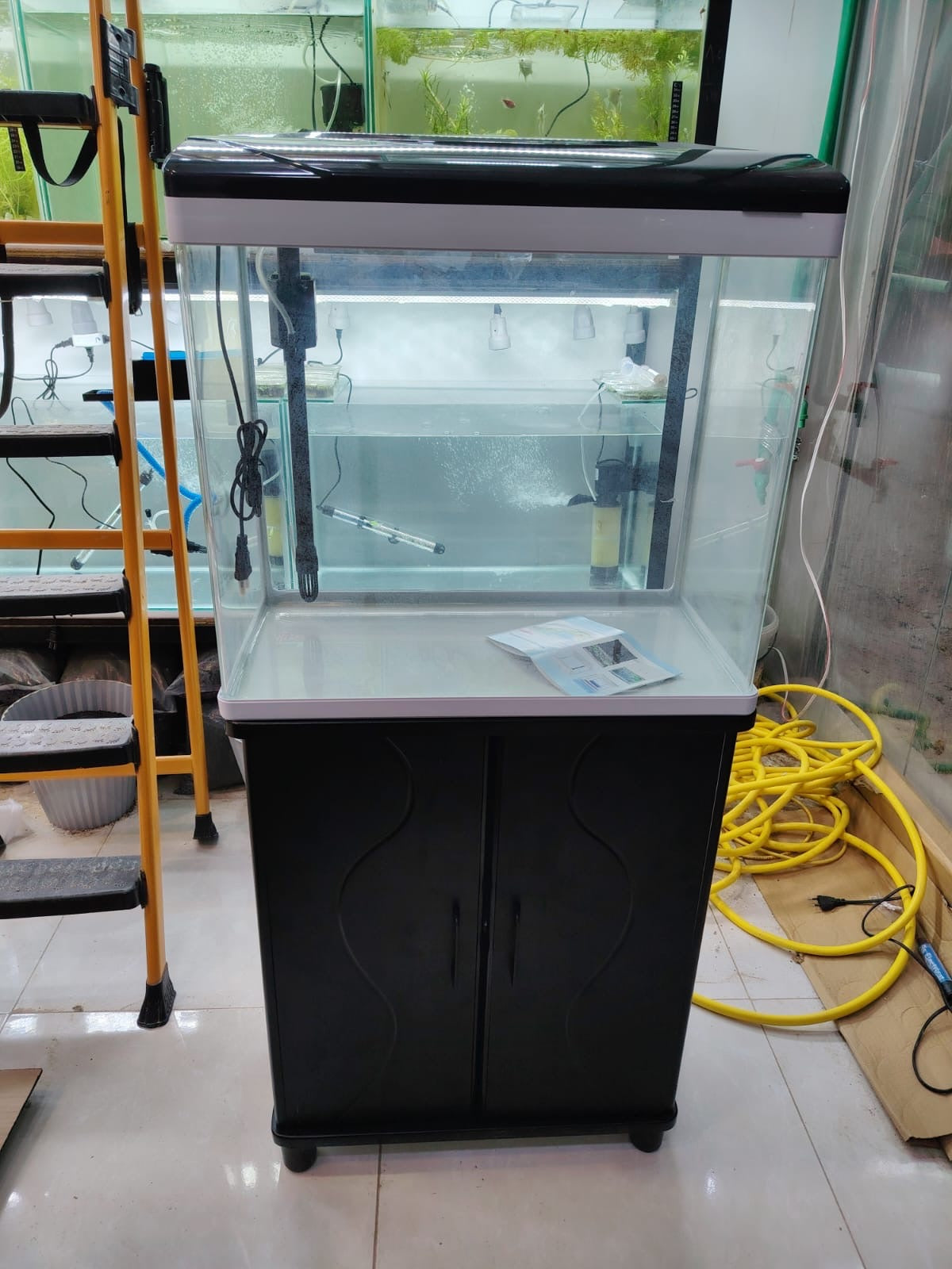 حوض أسماك قياس 56 – طقم كامل مع الملحقات