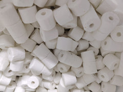 ميديا بيضاء عالية المسام