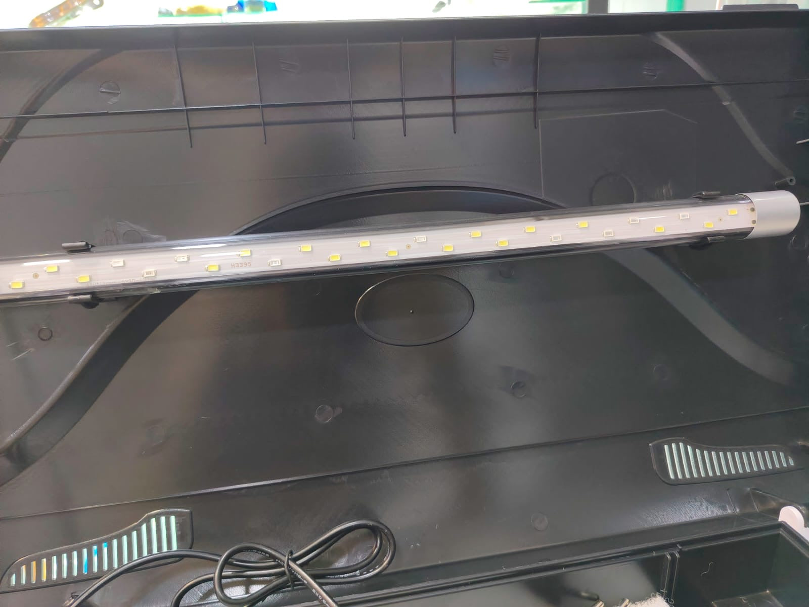 حوض أسماك قياس 56 – طقم كامل مع الملحقات